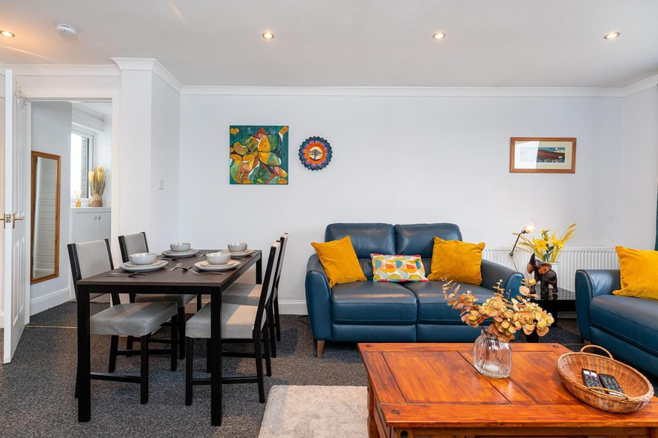 Lovely 3-Bedroom Flat With Free Parking Bridge of Allan Extérieur photo