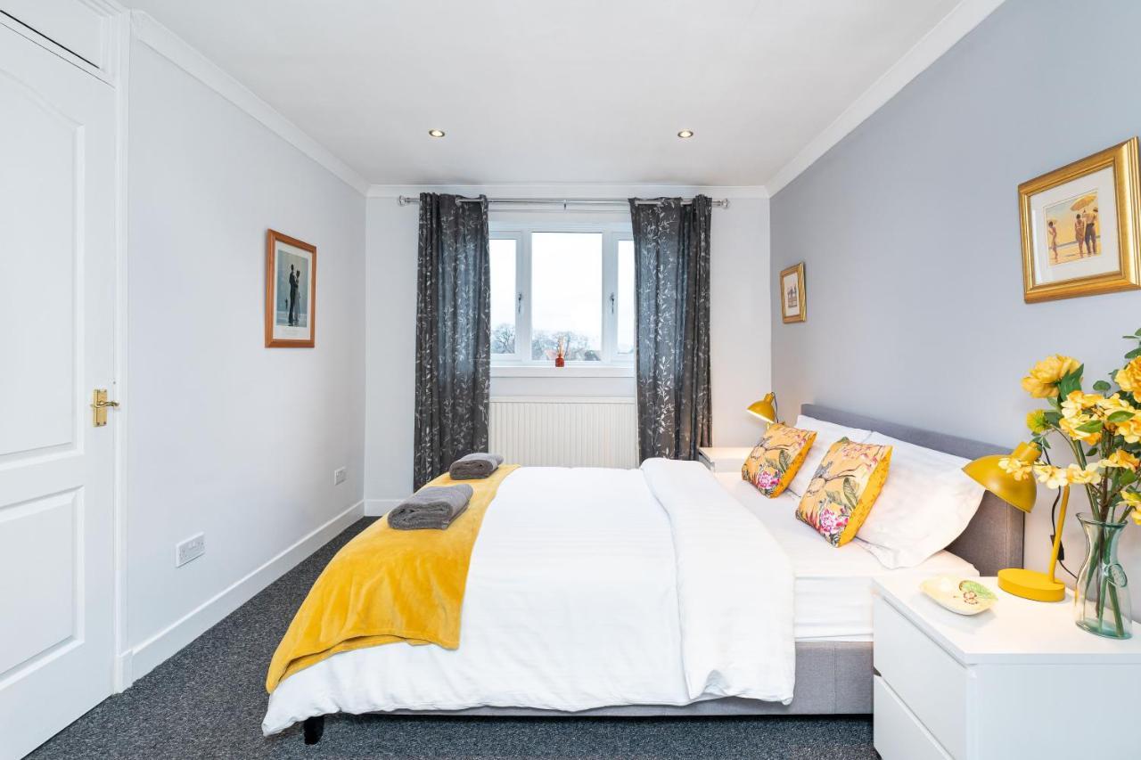Lovely 3-Bedroom Flat With Free Parking Bridge of Allan Extérieur photo