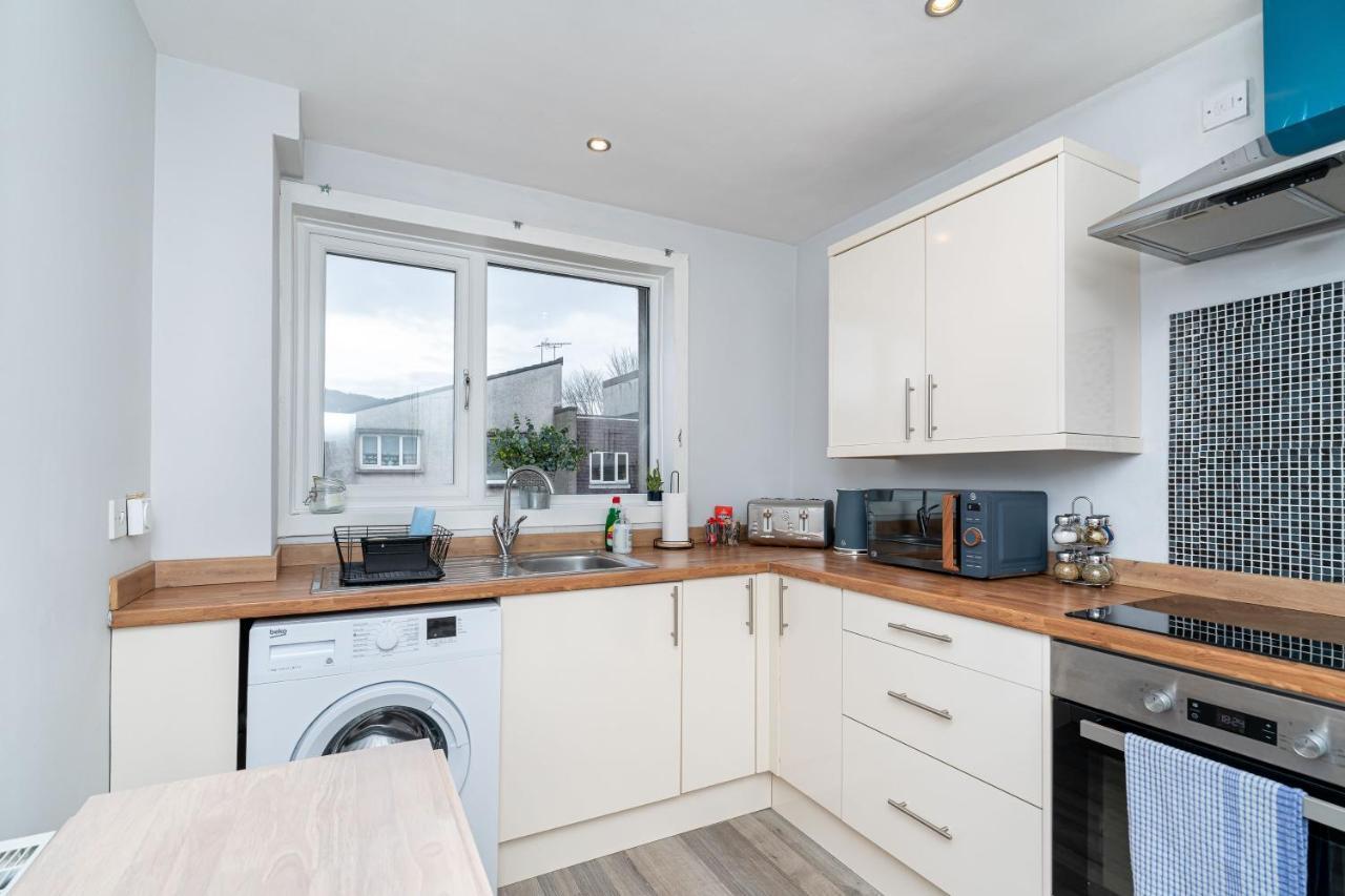 Lovely 3-Bedroom Flat With Free Parking Bridge of Allan Extérieur photo