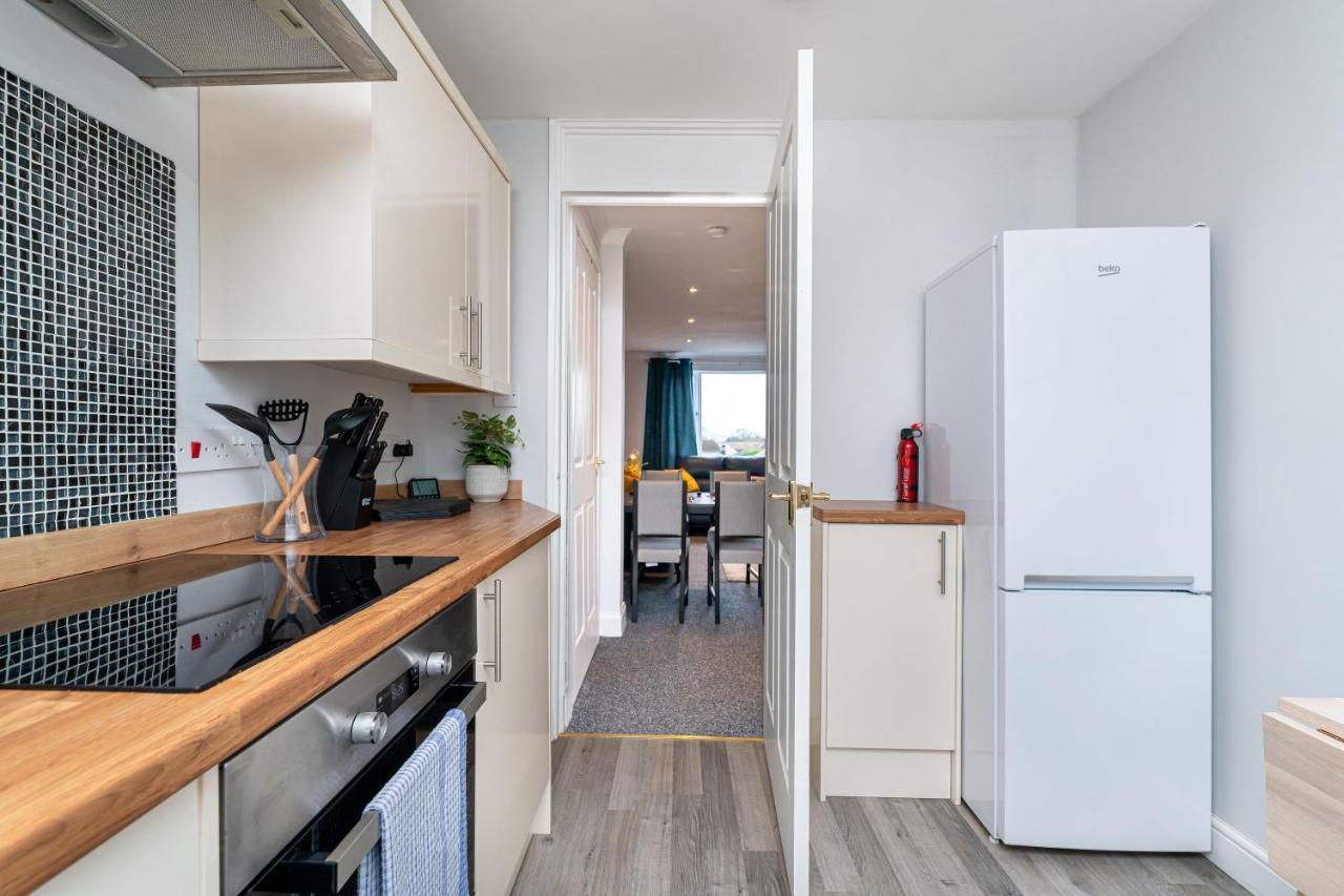 Lovely 3-Bedroom Flat With Free Parking Bridge of Allan Extérieur photo