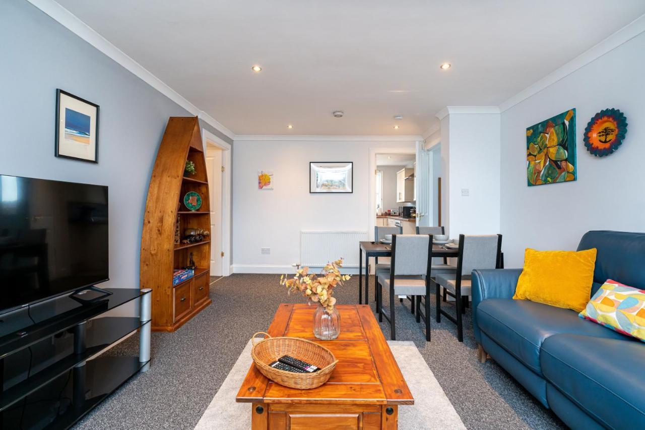 Lovely 3-Bedroom Flat With Free Parking Bridge of Allan Extérieur photo